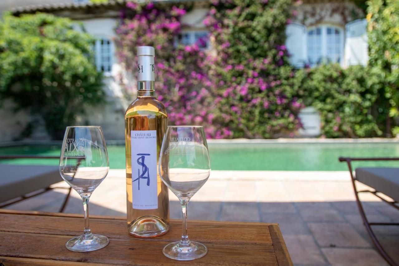 Bed and Breakfast Le Mazet De Tourrettes Экстерьер фото